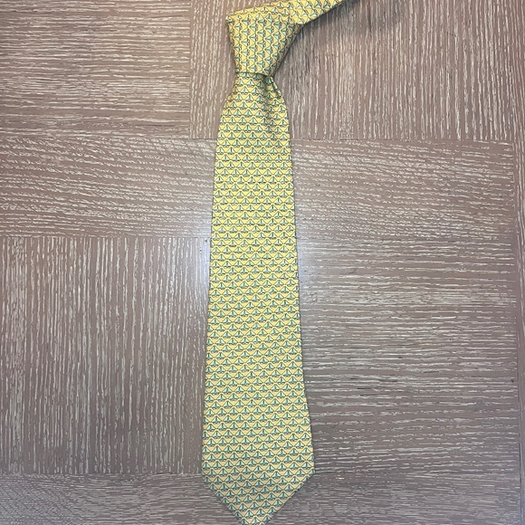 Salvatore Ferragamo Yellow 100% Silk Tie with Light Blue Sailboats - Picture 6 of 6